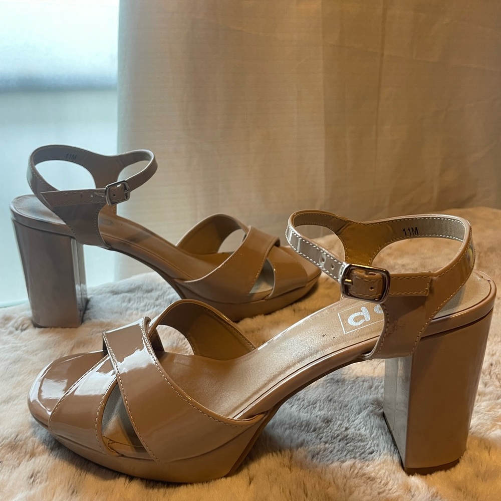 Elegant Beige Patent Leather Block Heels
